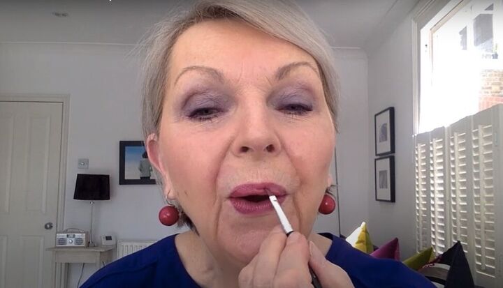 mature lips masterclass tips on applying lipstick for older women, How to apply lipstick to older lips