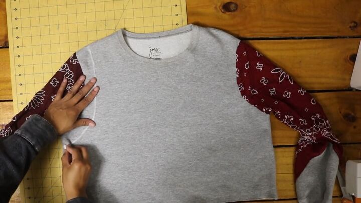 2 easy diy sweatshirt refashions making bandana flannel sleeves, How to refashion a sweatshirt