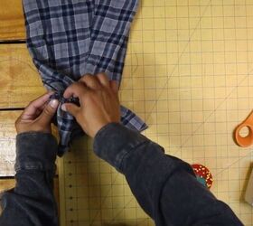 2 easy diy sweatshirt refashions making bandana flannel sleeves, Attaching the cuff to the sleeve