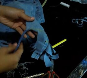 2 fun ways to refashion clothes diy cold shoulder top fringe jeans, Twisting the fringe