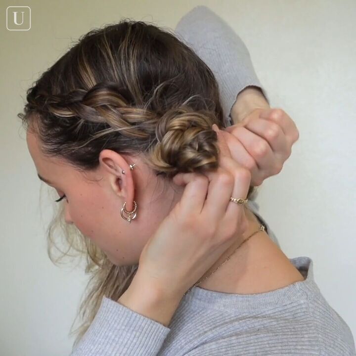 5 Cute Hairstyles For Dirty Hair That Are Super Easy To Do Upstyle 5-cute-hairstyles-for-dirty-hair-that-are-super-easy-to-do-upstyle