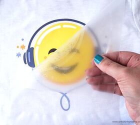 headphones emoji tee with cricut iron on designs