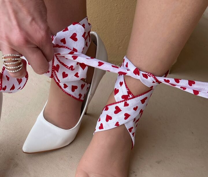 High Heels Ribbon Give Your Heels a New Look With Ribbon! | Upstyle