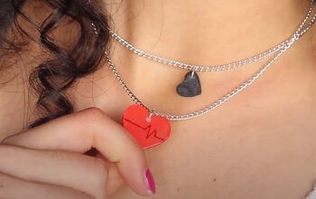 How to Make a Paper Heart Necklace: Easy DIY Gift for Valentine's Day