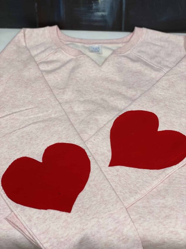 valentine s diy sweatshirt, Cutest Valentine s DIY sweatshirt