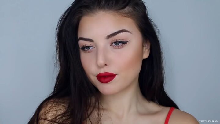 how to do effortlessly sexy red valentine s day makeup, Red Valentine s Day makeup tutorial