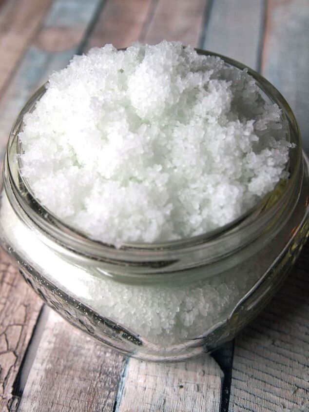 easy diy bath salts recipe how to make bath salts with essential o