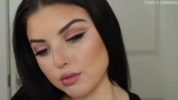 how to do simple valentines day makeup for a soft feminine vibe, Simple Valentine s Day makeup