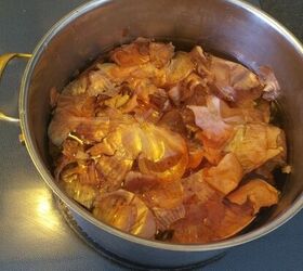 how to dye fabric with onion skins, Add salt water alum and bring to a boil
