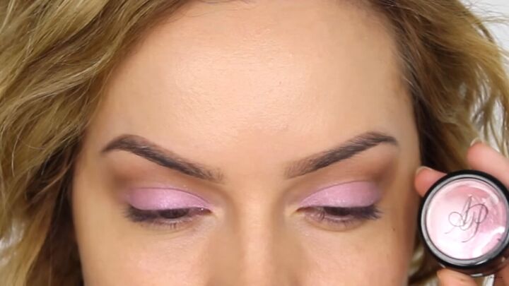 how to create a cool pink eye lip makeup look for valentines day, How to do pink Valentine s makeup