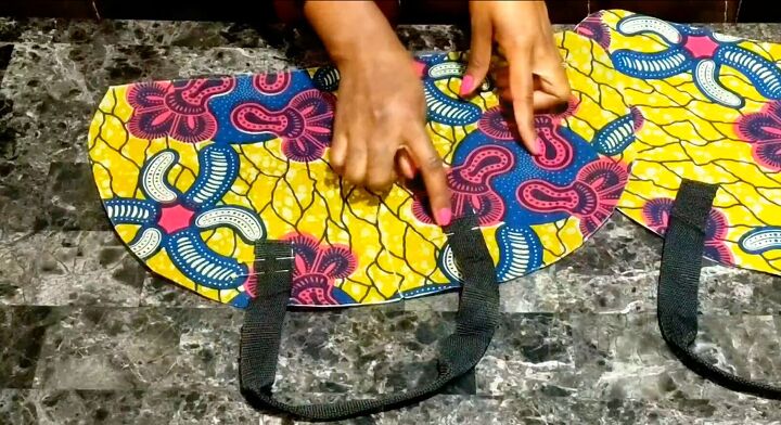 how to make a cute travel bag from scratch in 6 simple steps, Attaching the handles to the travel bag