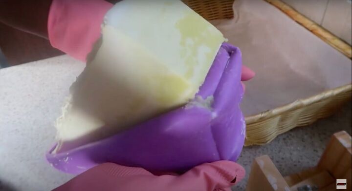how to easily make diy castile soap with olive oil lavender scent