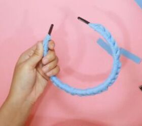 how to easily make a cute t shirt yarn headband by knotting, Knotting t shirt yarn along the headband