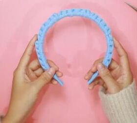 How to Easily Make a Cute T-Shirt Yarn Headband By Knotting