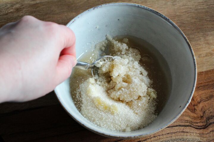 easy homemade sugar scrub
