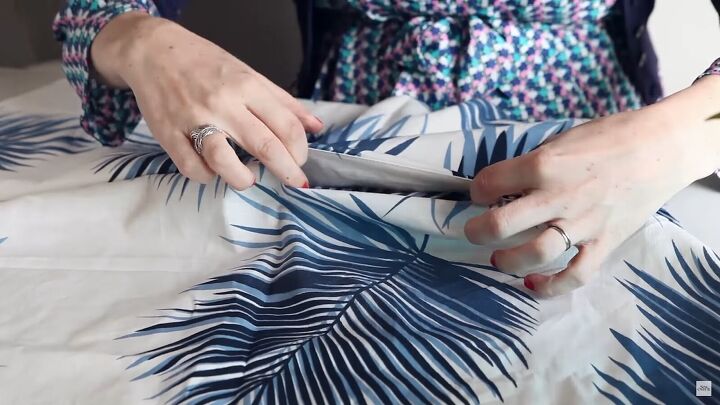 how to sew a pocket in a skirt or dress in 5 simple steps, How to sew a pocket on a skirt