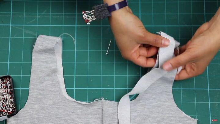 how to sew a hoodie jumpsuit loungewear set without a pattern, Finishing the edge of the neckline