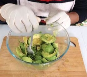 What happens when you put avocado on your scalp