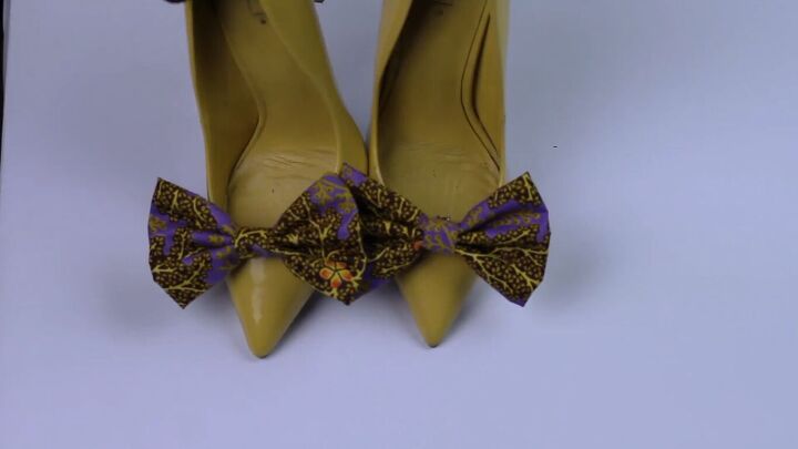 how to make decorative shoe clips in 4 different ways, DIY Ankara bow shoe clips