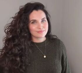 How to Apply Mousse to Curly Hair: Easy 6-Step Tutorial