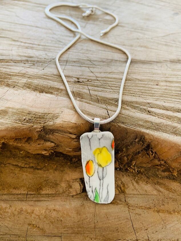how to transform your old crockery into a gorgeous pendant necklace, Ceramic pendant
