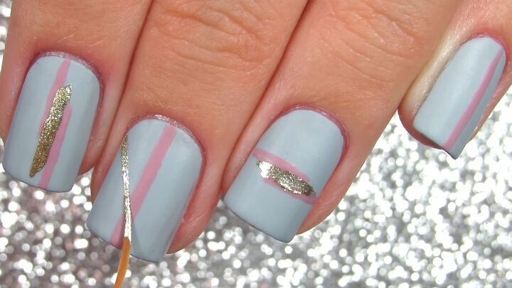 how to create quick easy short nail designs that look classy, Classy short nail designs