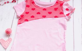 How to Make a DIY Valentine’s Day T-shirt With Sweetness and Lace