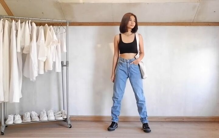 22 basic neutral outfits that still look stylish in 2022, Neutral tone outfit with a crop top and jeans