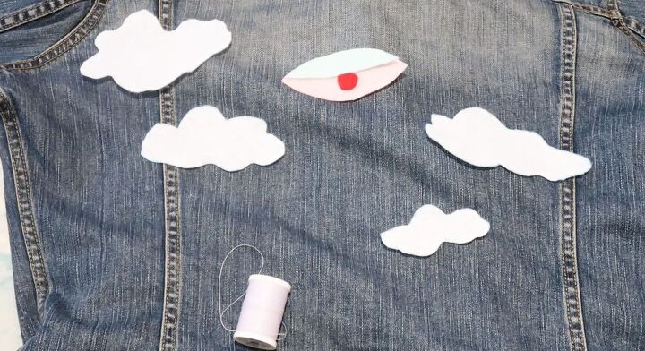 how to make handmade felt embellishments sew them onto clothes, Cute things to sew with felt
