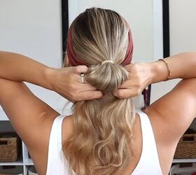5 easy super cute headband hairstyles for medium to long hair, Tying hair in a ponytail and pulling it part way through