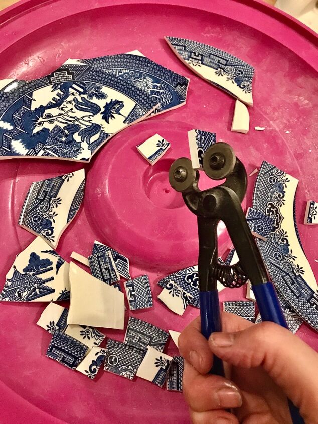 turning broken china into beautiful brooch, Cutting blue crockery