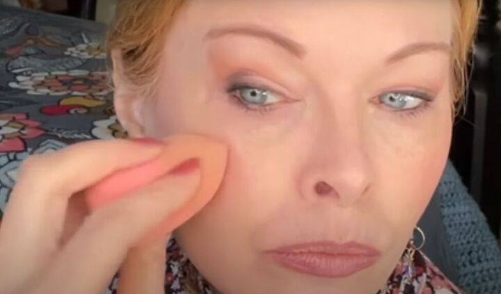 applying cream blush read this dewy skin makeup tutorial first, Applying cream blush with a makeup sponge