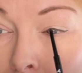 6 quick easy effective makeup tips for tired eyes, Lining the upper waterline