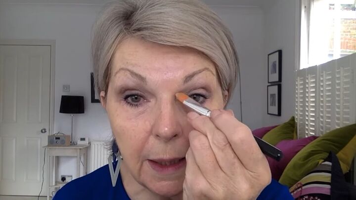how to apply beauty balm for mature skin easy bb cream tutorial, Applying concealer in the corner of eyes