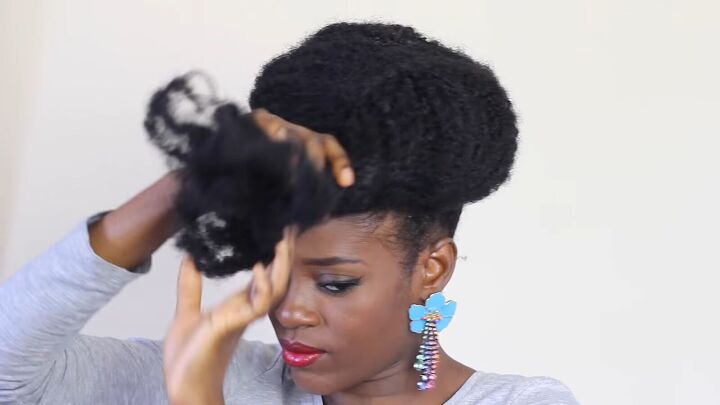 3 quick easy 4c hairstyles you can create using pantyhose, Rolling the wig around itself and the bun