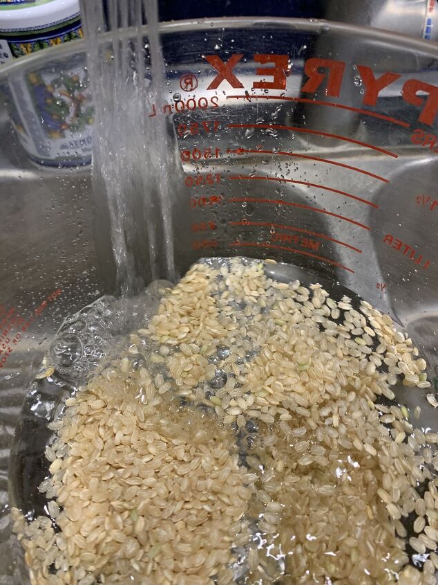 RICE WATER RINSE - DIY for Smooth, Shiny, Untangled Hair in a Flash ...