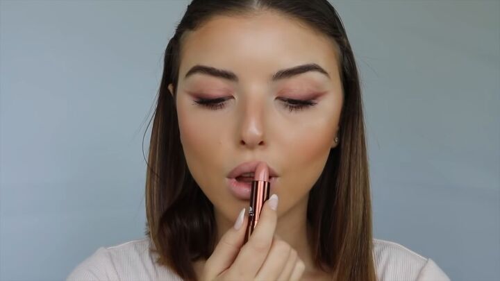 How to Create a Sweet, Soft & Glowy Spring Makeup Look | Upstyle