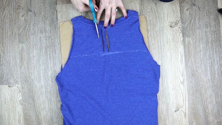 3 cool t shirt cutting ideas that are completely no sew, How to create fun t shirt cut outs