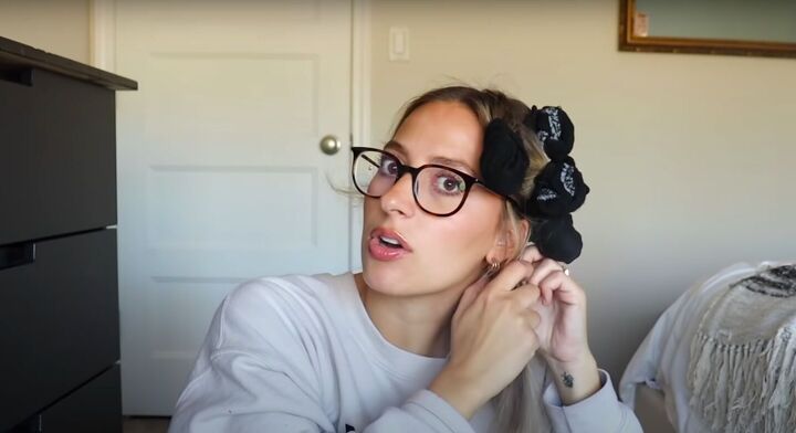 heatless curls with socks vs scrunchies which method is better, Heatless curls with socks