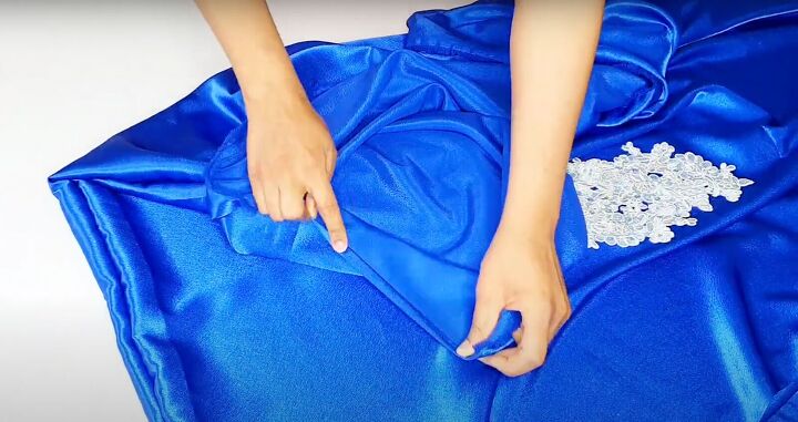 how to sew a kaftan dress with a boat neck without using a pattern, Heming the DIY kaftan dress