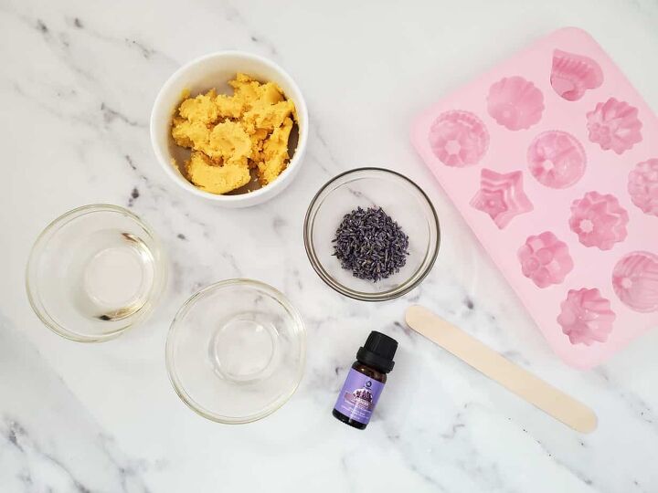 easy diy bath melt recipe with lavender and shea butter