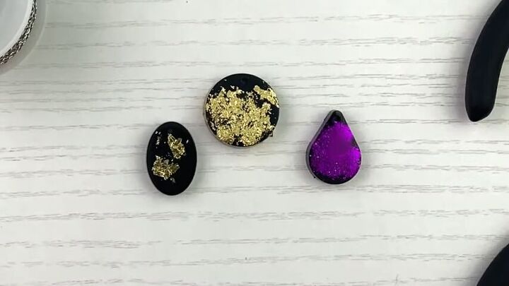 how to make diy resin pendants with pretty decorative foil designs, DIY resin pendants