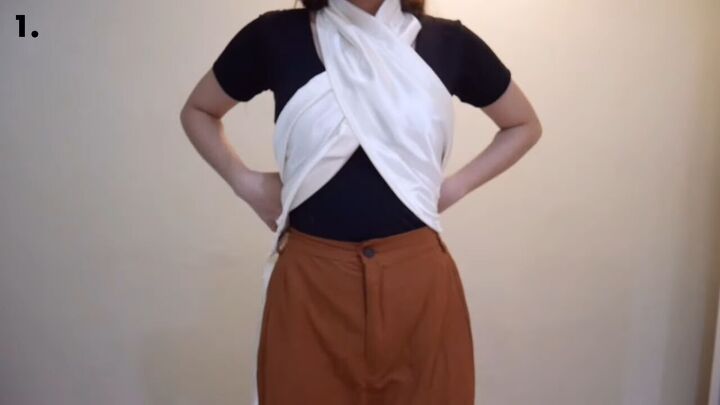 how to make an easy diy o ring top you can wear 6 different ways, Crossing the fabric over the chest