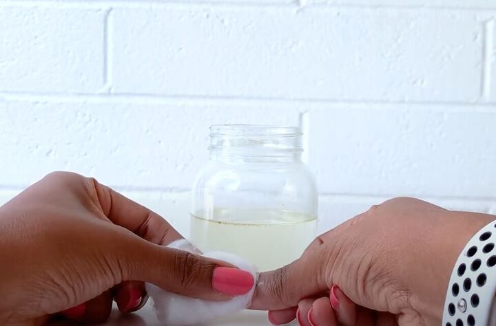how to make nail polish remover at home with just 3 ingredients, How to use the DIY nail polish remover