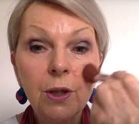 how to choose apply the best blush for mature skin, Applying blush over 60