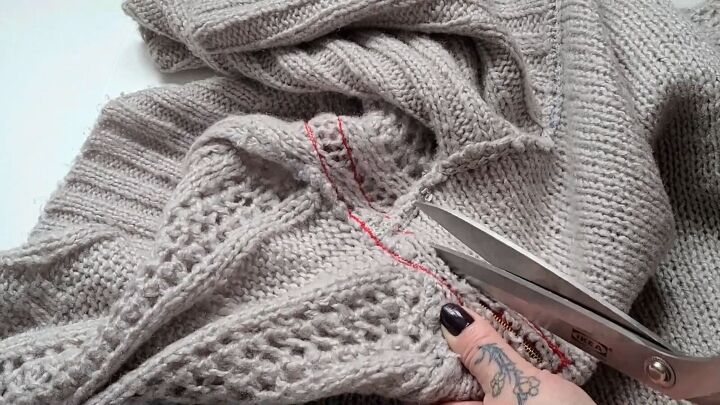 how to make a cold shoulder sweater that zips up, Cutting out the knit behind the zipper