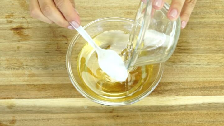 how to make an effective diy scalp treatment detox your hair at home, Mixing aloe vera gel into the DIY scalp treatment