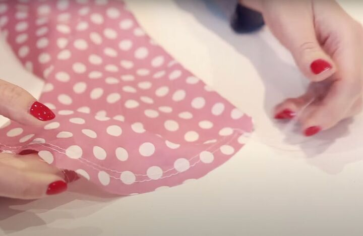 sewing on a sleeve this beginner tutorial shows you how step by step, How to do ease stitching