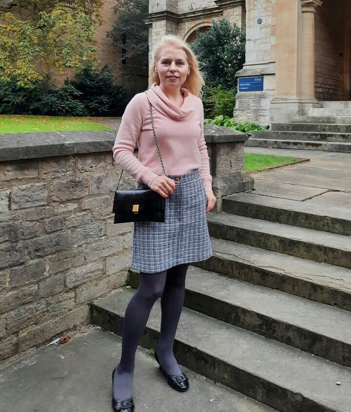how to wear a tweed skirt, A line tweed skirt option two