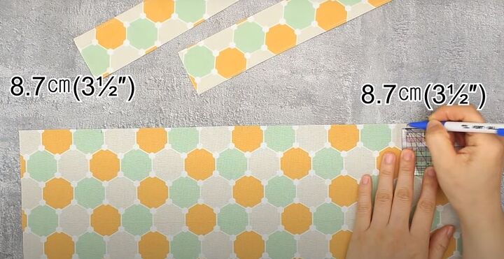 how to sew super easy diy reusable grocery bags, Attaching the handles to the bag